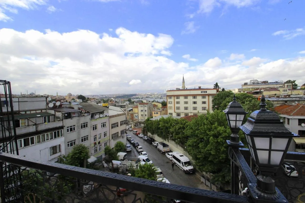 Guler Palas Hotel Istanbul 3*,
